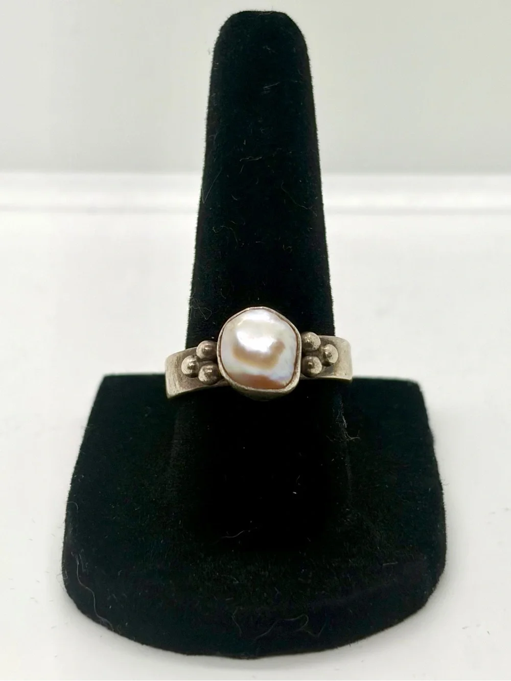 Vintage Sterling Silver Baroque Freshwater Pearl Ring Size 7 Artisan Modernist